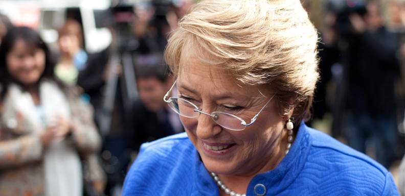 Baja la popularidad de la presidenta de Chile