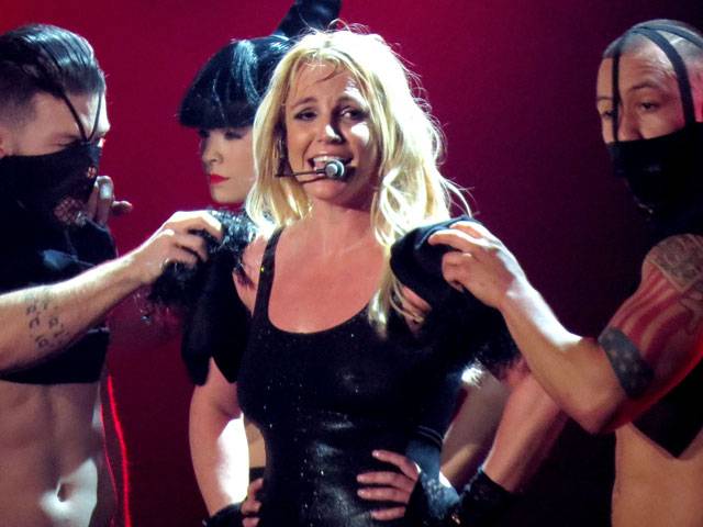 Britney Spears queda soltera de nuevo