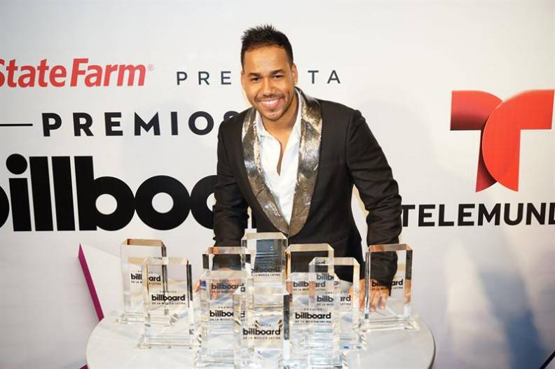 Alfombra roja Premios Billboard 2015