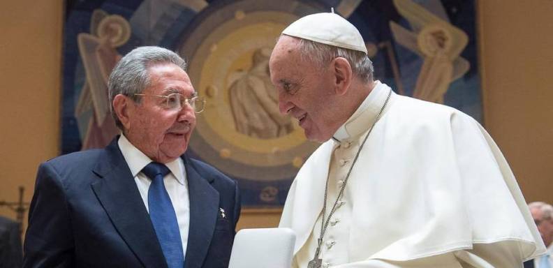El Papa se encuentra de visita en Cuba