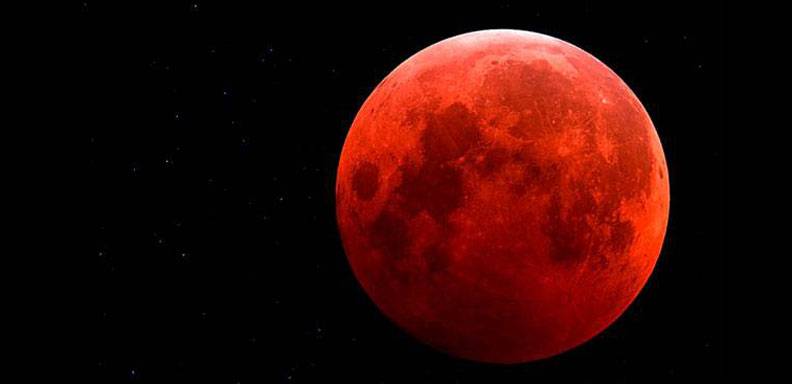 La luna de sangre se podrá visualizar entre la noche del domingo 27 y la madrugada del lunes 28