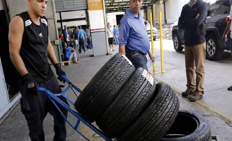 SegÃºn Gobierno se han distribuido cauchos a mÃ¡s de 42 mil transportistas