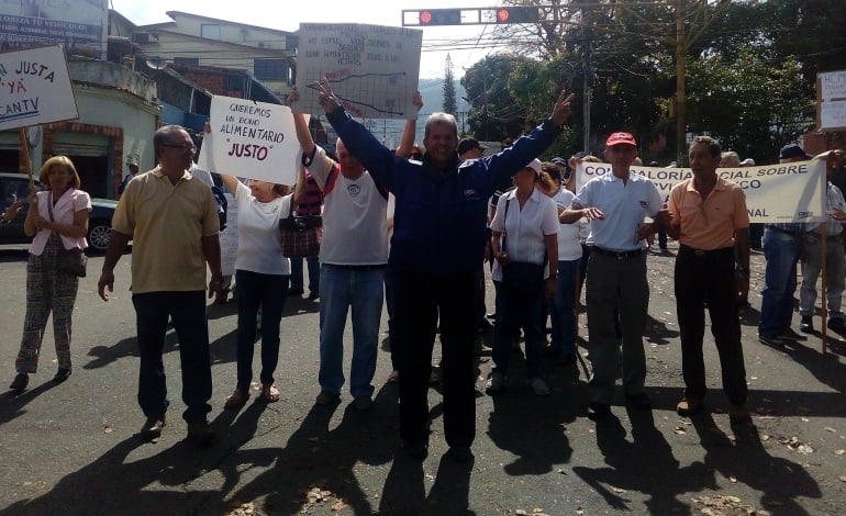 Jubilados y pensionados de la Cantv en Táchira exigen mejores sueldos