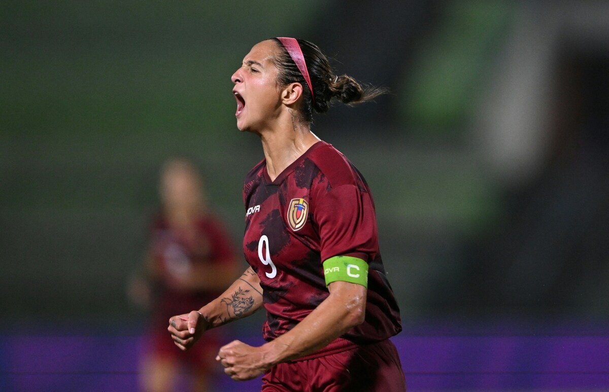 La Vinotinto Femenina Venci A Uruguay Con Gol De Deyna Castellanos