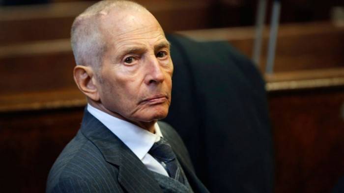 El multimillonario Robert Durst confesó haber asesinado a sus víctimas, sin darse cuenta de que el micrófono seguía encendido