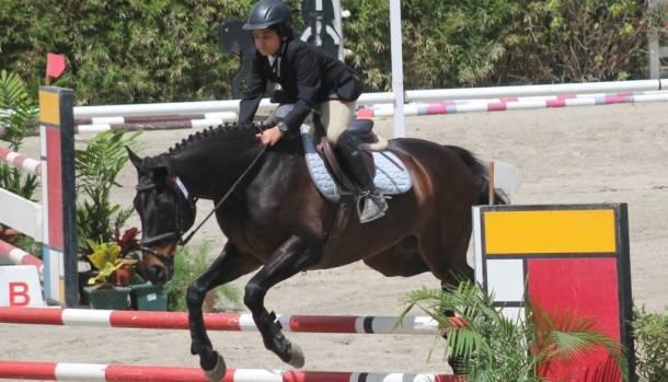 Alejandro Gómez Ruiz sobre Altair en el FEI Children's International Classic