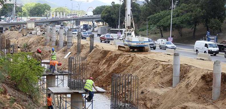 Autopista Valle-Coche estará cerrada este domingo