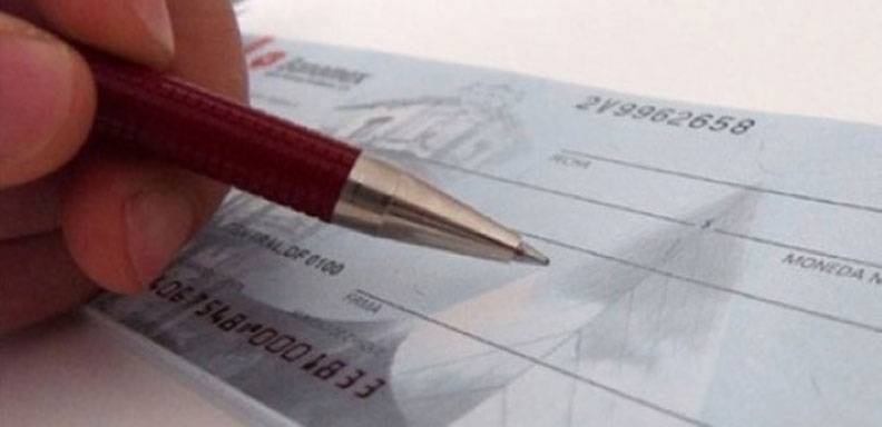 Bancos tienen hasta el 30 de septiembre para actualizar sus cheques