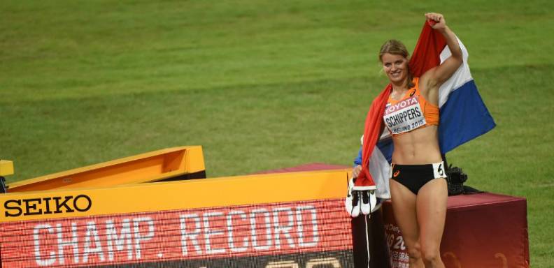 Los velocistas europeos sorprendieron a jamaicanos y estadounidenses en la jornada del viernes del Mundial de atletismo de Pekín con las victorias de la holandesa Dafne Schippers en 200 metros y del ruso Sergey Shubenkov en 110 metros vallas