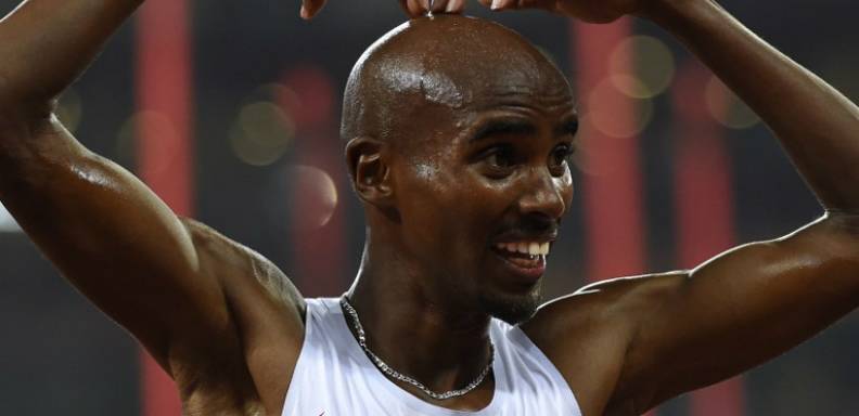 El británico Mo Farah revalidó el título de campeón del mundo de 5.000 metros y extendió su reinado en el fondo con un nuevo doblete