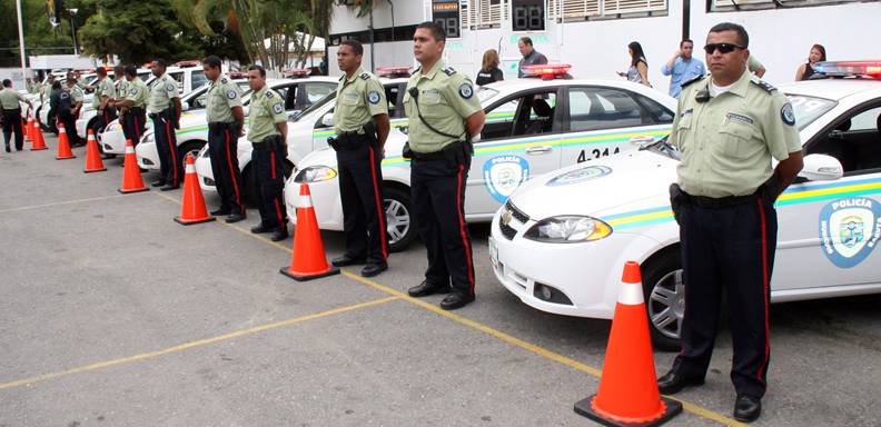 PoliBaruta logró la detención de 17 antisociales