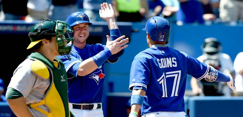 Los Azulejos de Toronto ganaron ante los Atléticos de Oakland su undécimo partido consecutivo y se mantuvieron al frente de la División Este de la Liga Americana