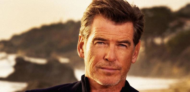 pierce brosnan apoyaría a que el próximo Bond fuese gay o negro