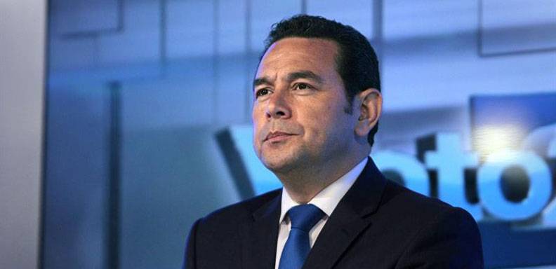 Jimmy Morales, además de sus dotes artísticas, tiene estudios de teología, administración de empresas y estrategias de seguridad/ Foto: EFE