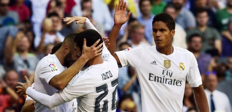 Un solitario gol de Karim Benzema dio la victoria al Real Madrid ante el Granada (1-0) , que planteó un choque atrevido en el Santiago Bernabéu