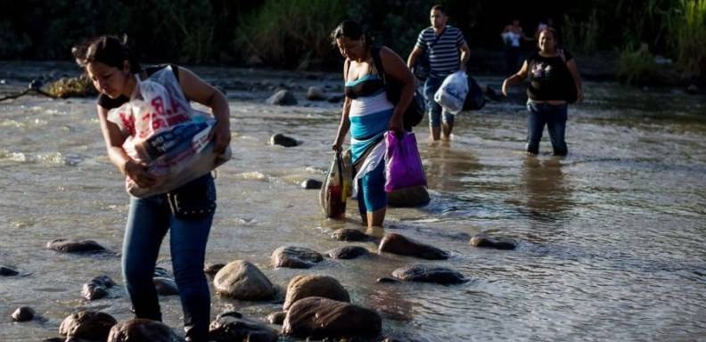 Han regresado 24.292 colombianos por crisis fronteriza