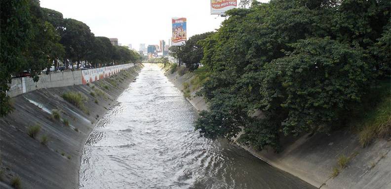 Padrastro lanza a infantes al río Guaire como venga a su ex pareja