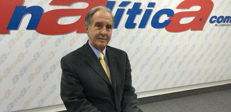 El abogado Carlos Armando Figueredo explica que el delito de traición a la patria por el que se les imputa tiene pena de más de 20 años de cárcel, sin posibilidad de medidas sustitutivas