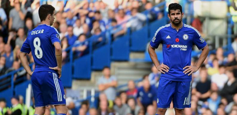 Tras perder la pasada jornada ante el West Ham (1-2) y caer eliminado entre semana de la Copa de la Liga a manos del modesto Stoke, una derrota este sábado en casa ante los reds podría acelerar el despido del cuestionado Mou