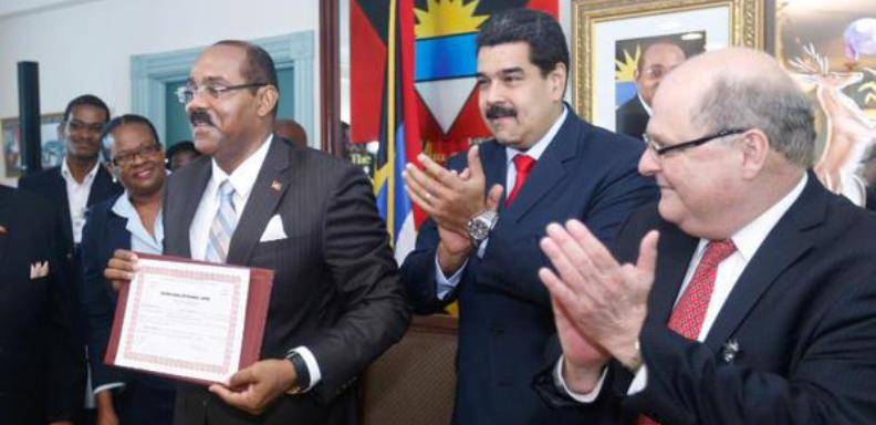 Los gobiernos de Venezuela y de Antigua y Barbuda firmaron cinco acuerdos. Foto AVN