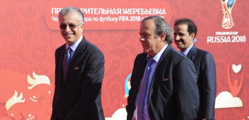 El francés Michel Platini, suspendido al frente de la UEFA, "sigue siendo un candidato determinado" a la presidencia de la FIFA, explicó uno de sus abogados