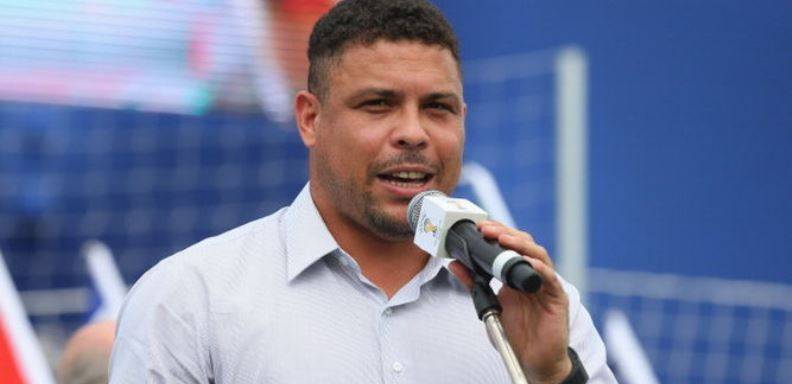 Ronaldo se mostró crítico con la actual selección que dirige Dunga, afirmando que el grupo que comanda es el que "menos esperanzas" da al aficionado