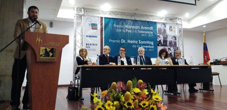 Observatorio Hannah Arendt otorga premio Heinz Sonntag de la Juventud 2015-2017 a David Smolansky. Foto cortesía de VP