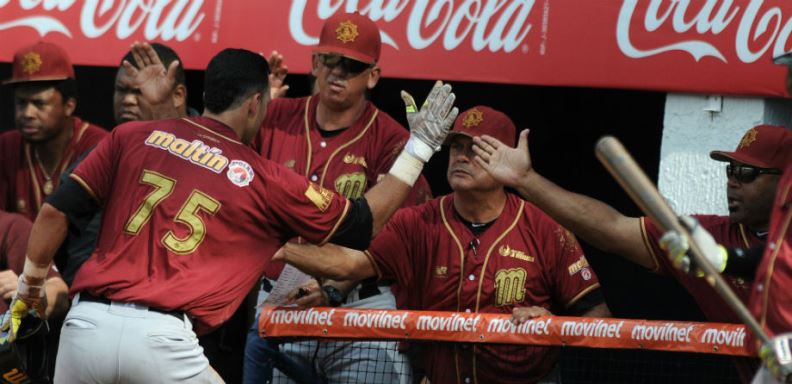 Navegantes del Magallanes barrieron, en una serie de dos, a los Tigres de Aragua en el Estadio Jose Colmenares tras conseguir un triunfo de 5 carreras por 4 /Foto AVS PHOTO REPORT