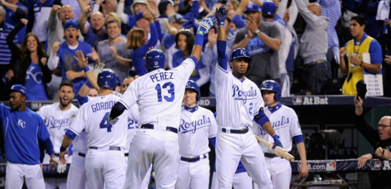 Los venezolanos Salvador Pérez, José Altuve y Alcides Escobar aparecieron entre los ganadores del premio que entrega la empresa Rawlings al Guante de Oro