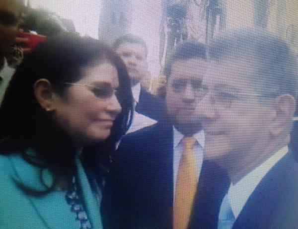 Diputada Cilia Flores junto al presidente del Parlamento