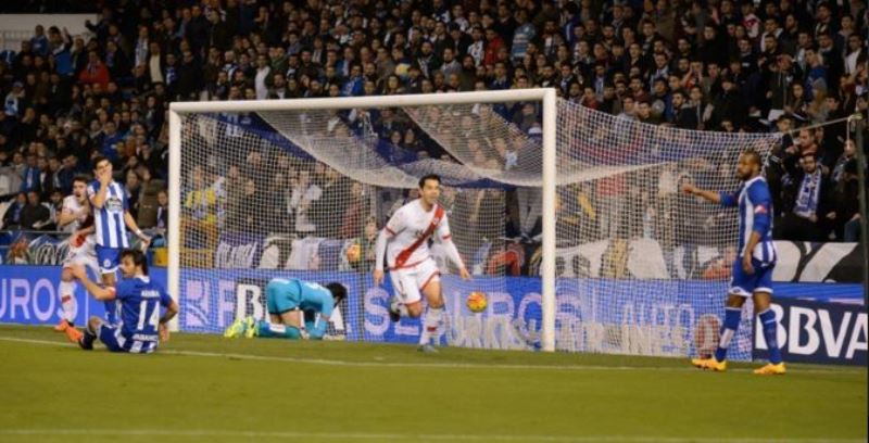 El delantero criollo abrió la cuenta a los 8 minutos en la visita de su equipo ante el Deportivo La Coruña