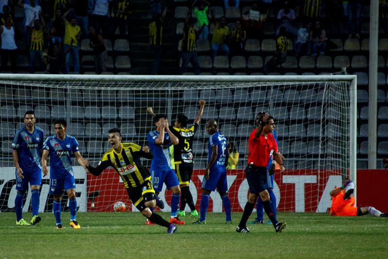 los aurinegros vencieran por 1-0 a Emelec de Ecuador el martes en San Cristóbal.