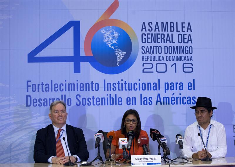 La OEA también aprobó una declaración de desagravio por el apoyo de la OEA a EEUU durante la invasión a República Dominicana en 1965