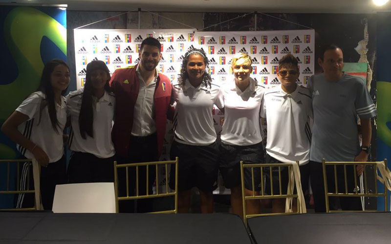 adidas ofreció un encuentro mundialista con la selección femenina sub 17