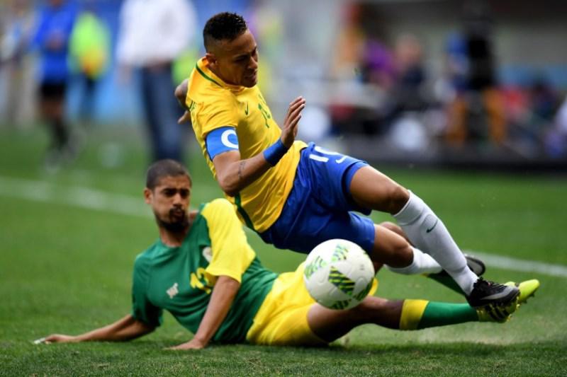 Brasil comenzó con una deuda costosa su camino en el torneo de fútbol masculino de los Juegos Olímpicos de Rio de Janeiro-2016 al empatar 0-0 con Sudáfrica