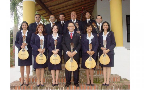 Estudiantina Universitaria de la UCV celebra sus 57 años