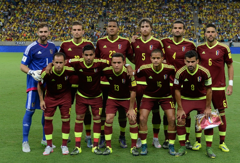 La seleccion fue multada con 20 mil francos suizos por incurrir en cánticos homofóbicos durante las Eliminatorias al Mundial de Rusia 2018