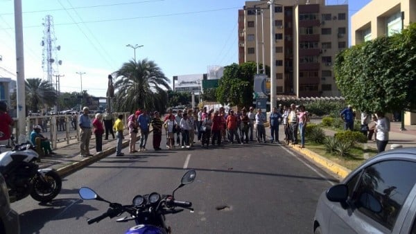 pensionado-protestan-en-lecheria-estado-anzoategui