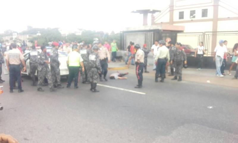 Los heridos fueron trasladados al periférico de Catia.