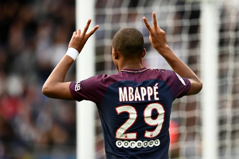 Kylian Mbappe Es Galardonado Con El Premio Golden Boy 17 Analitica Com