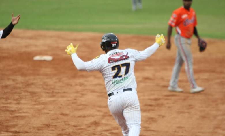 Leones dejó en el terreno a los Caribes 