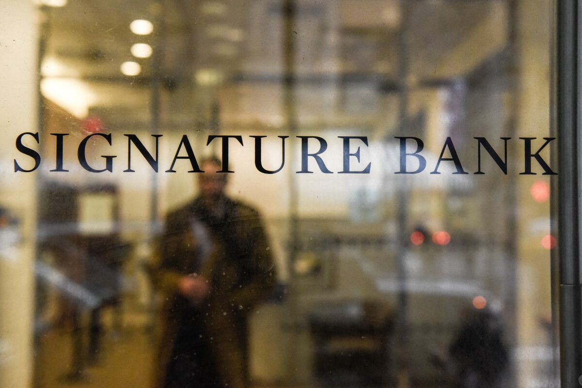 US bank buys majority of Signature Bank after collapse