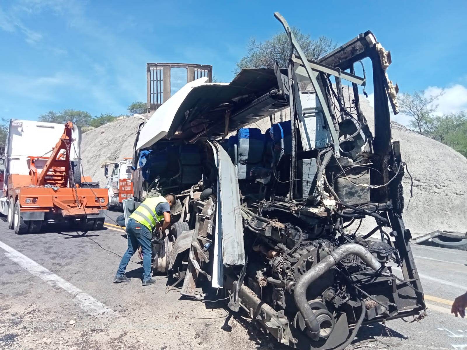 Sube El Número De Muertos En Accidente De Autobús En México 0156