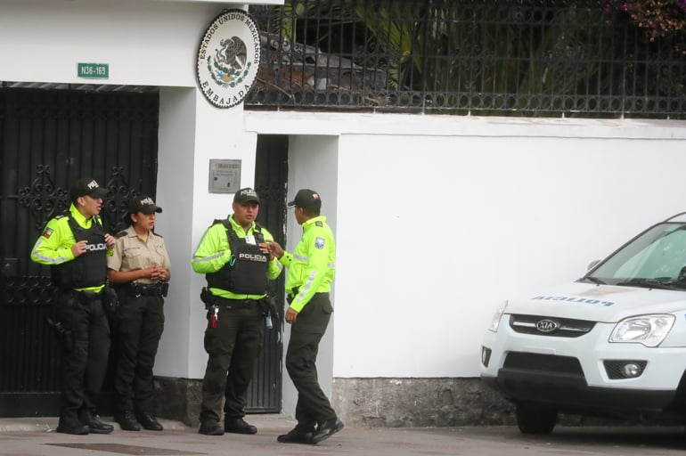 The left and the right of Latin America repudiate the assault on the Mexican Embassy in Ecuador