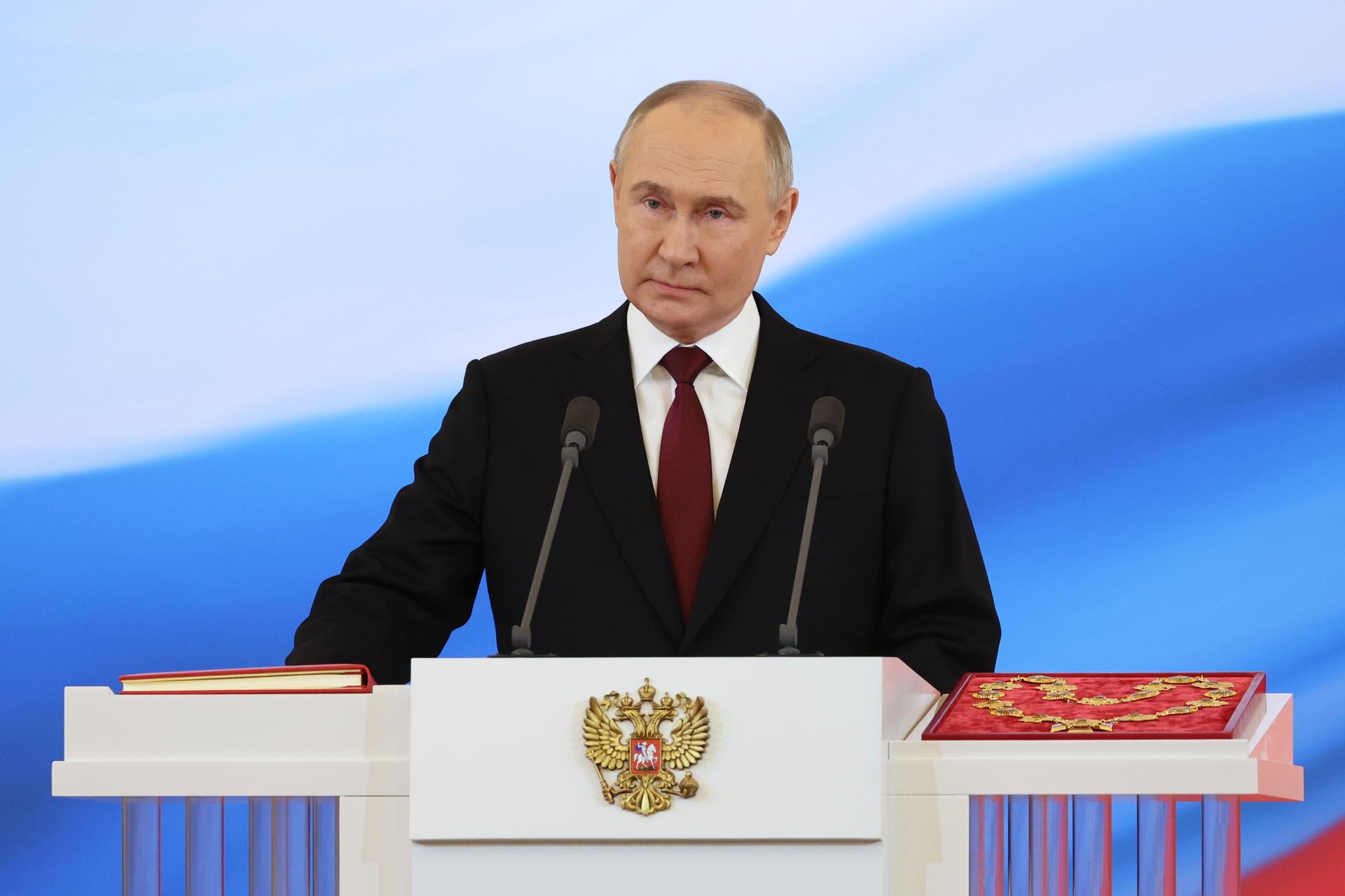 Putin takes office for fifth term in Russia