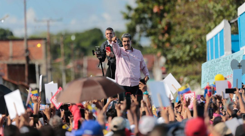 Maduro delivered works in Miranda