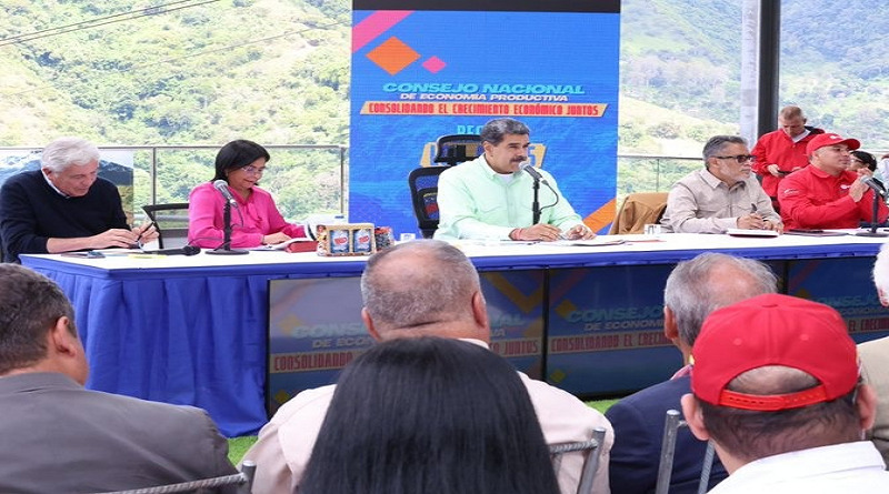 Maduro guarantees “the bottom inflation with financial development”