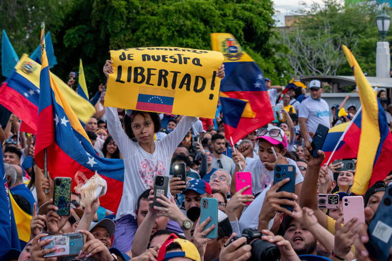 Nicolás Maduro and Edmundo González will close their campaign this #25Jul